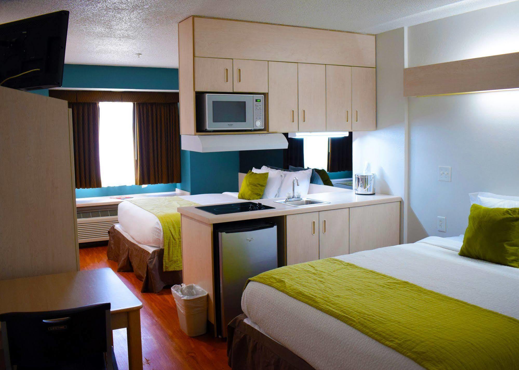 Quality Inn & Suites Myrtle Beach Near Outlets Exterior photo